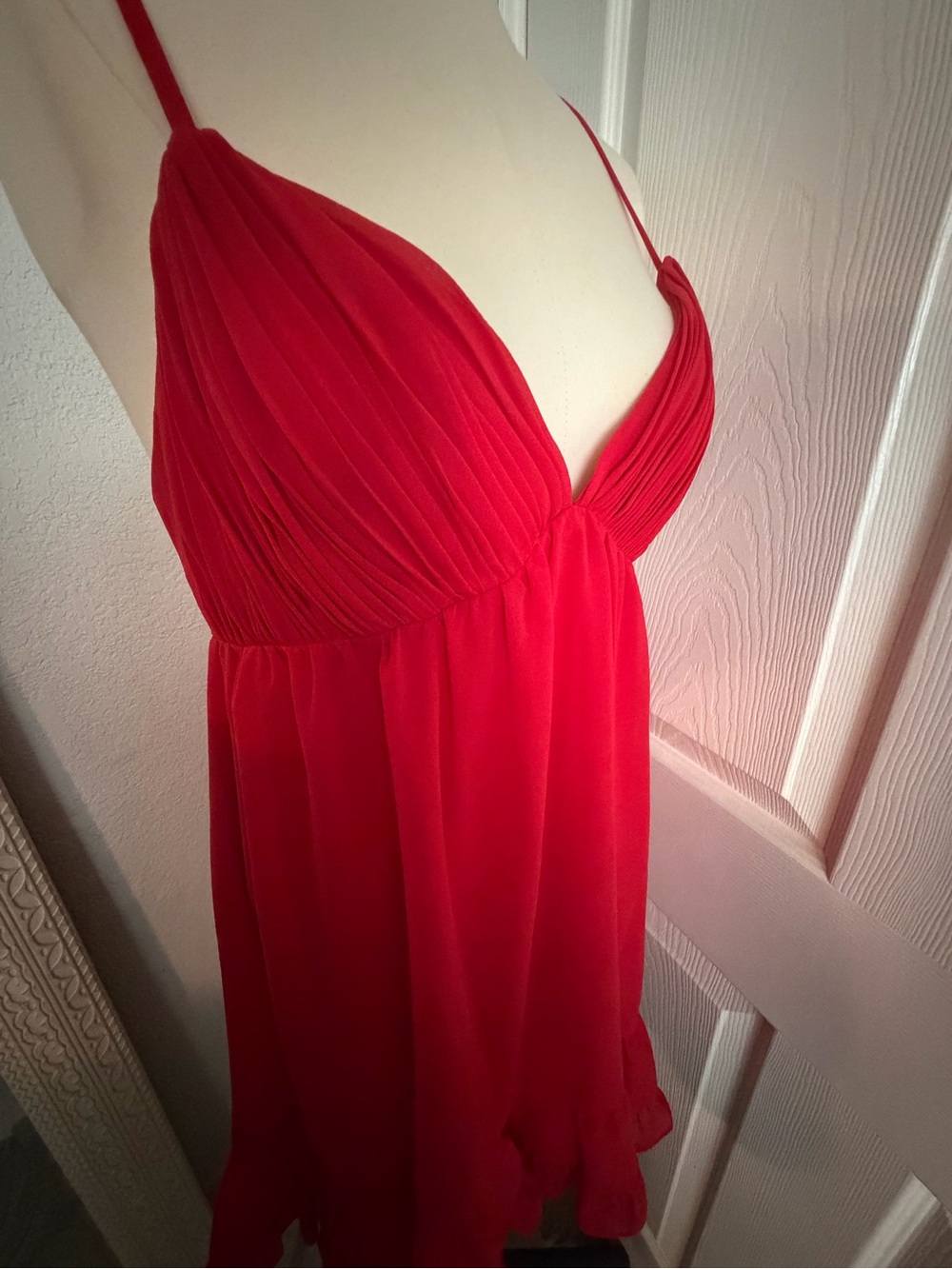 Mac Duggal Red Ruffle-Hem Mini - Picture 3 of 10
